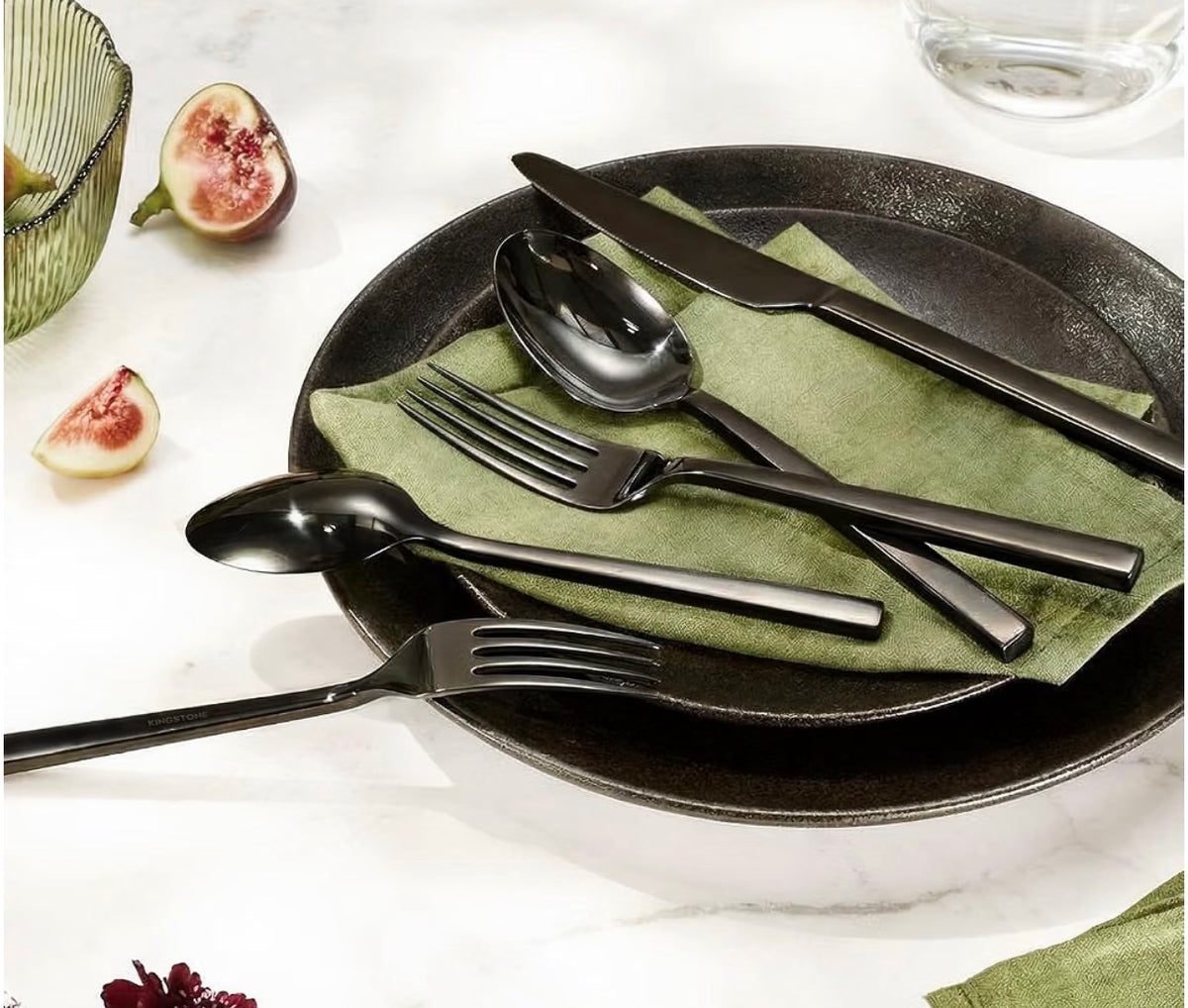 Flatware set